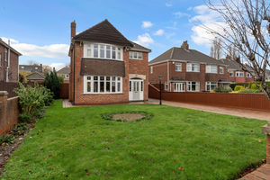 Photo 24- click for photo gallery